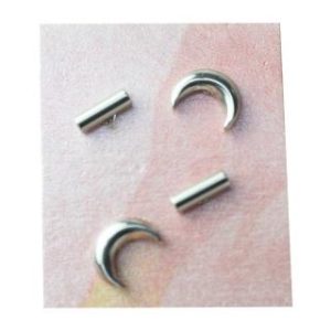 【耀眼美人】一彎新月後鋯石鑽鈦閃耀不銹鋼耳環兩組入(女王節/睡覺免摘/造型美容美感品味)